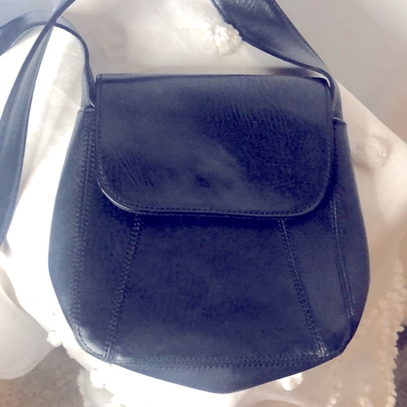 Black leather crossbody. Made in India. - Picture 13 of 13